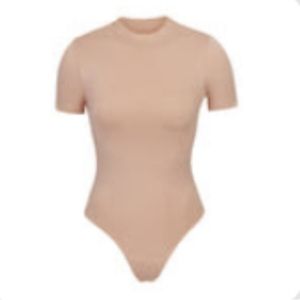 SKIMS Essential T-shirt Bodysuit in Sandstone